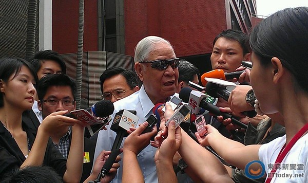 李登輝接受媒體采訪 李登輝接受媒體采訪