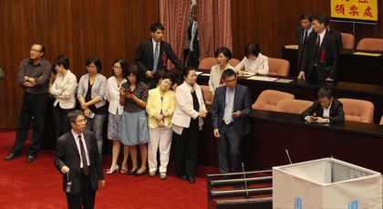 ���Gί��ռ�I(l��ng)�I(l��ng)Ʊ̎�����h��