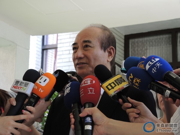 王金平婉拒擔(dān)任楊秋興競選總部主委:沒這能耐(圖) 王金平婉拒擔(dān)任楊秋興競選總部主委:沒這能耐(圖)