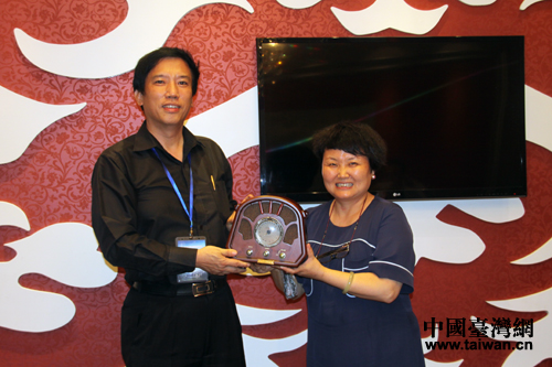 領(lǐng)略湖北獨(dú)特魅力 第八屆海峽兩岸媒體荊楚行啟動(dòng) 領(lǐng)略湖北獨(dú)特魅力 第八屆海峽兩岸媒體荊楚行啟動(dòng)