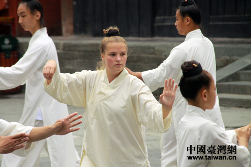 ���ʽ^�����䮔(d��ng)����