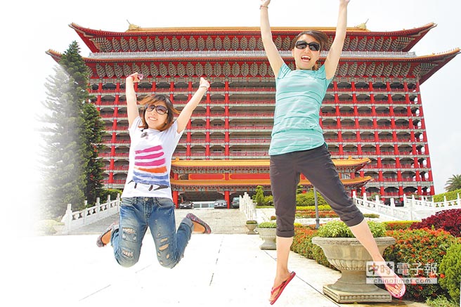 �ı������_�����е�ꑿ͵��Aɽꅢ�^�����̲�ס���е�ϲ�������ǰ�S��g��