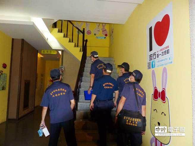 �_(t��i)���н���������������^(q��)�k�����ʹ�ͽ�g�������һ���졢һ��ͽ�Џ����D���b�R(sh��)С�M�F(xi��n)�����C