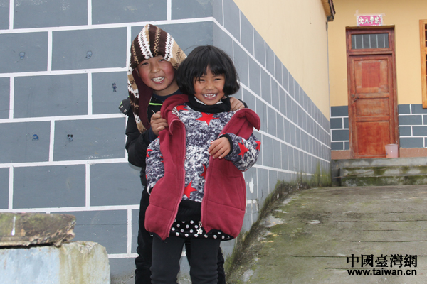 �ڡ��}���ɹȡ�����ˣ�ĺ������R�^ǰ�g�������[�����Ї��_���W(w��ng) ������ �z��