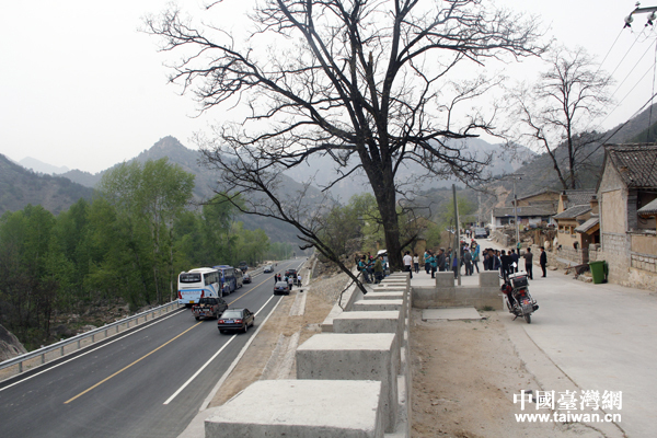 ֱͨ�񄞳��ڵ����δ����