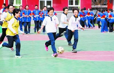 �����|������8��(du��)С����ֱ��У 11��(du��)������һ؞��