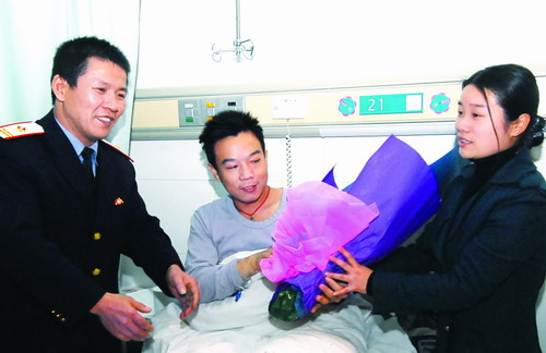 ���գ��V�F���F(tu��n)�L(zh��ng)ɳ���\(y��n)�γ���܇�(du��)���(du��)�L(zh��ng)�R��ƽ����һ�������r�������ϴ�W(xu��)���Ŷ��t(y��)Ժ��̽����Ó�xΣ�U(xi��n)�Ą��x�֣��У����D��ӛ�߄��G