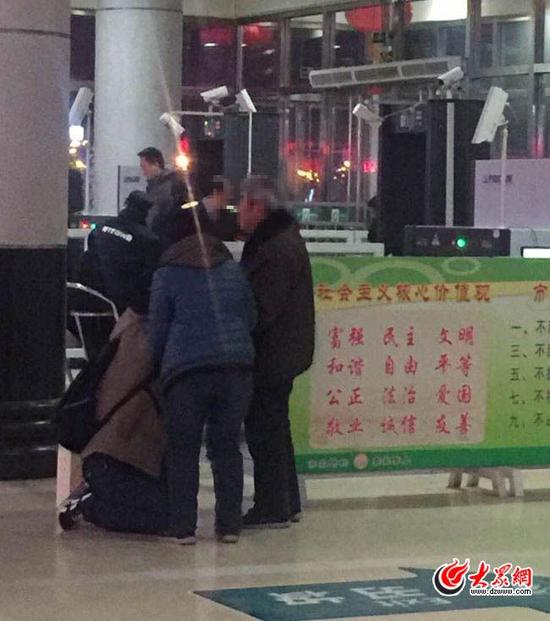 ��e��ĸ��