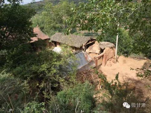 ������m�ļ���ɽ�_�£�