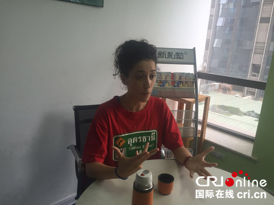 �DƬĬ�J(r��n)��(bi��o)�}