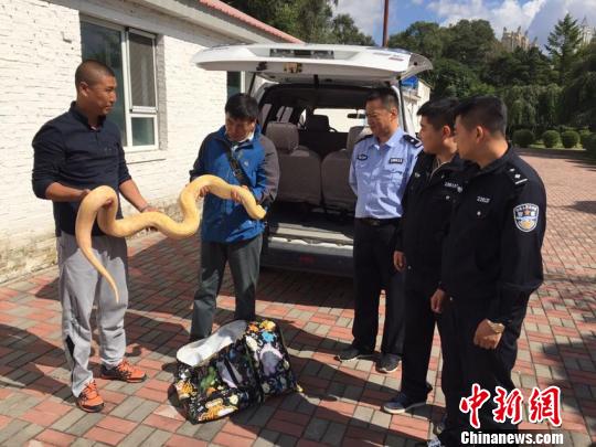 �������˻�Y�ϻ�ٛ���S�������������ﱻ�������U