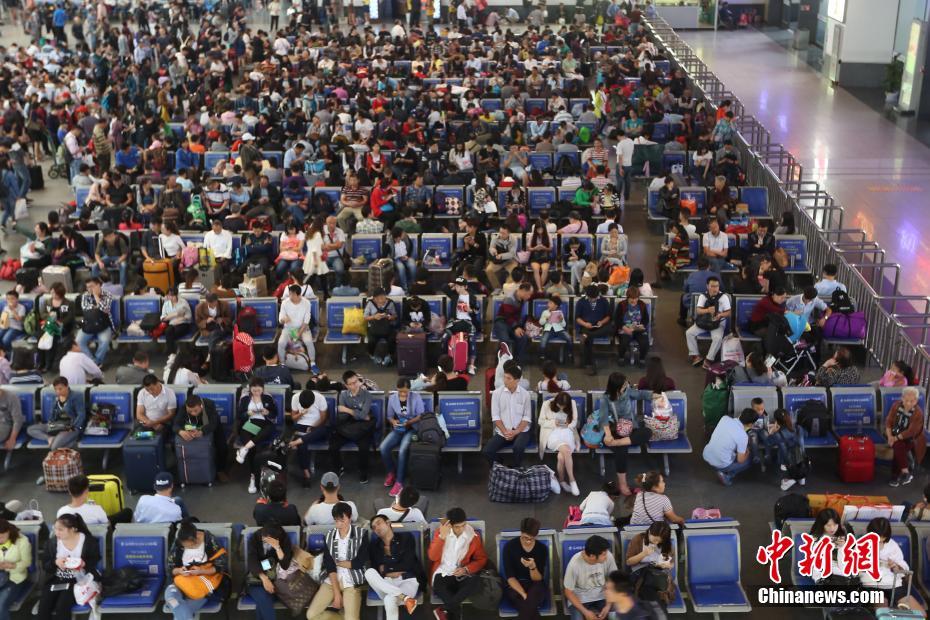 ����ӭ�����̿����߷� �K�ݻ�܇վ��ɽ�˺�