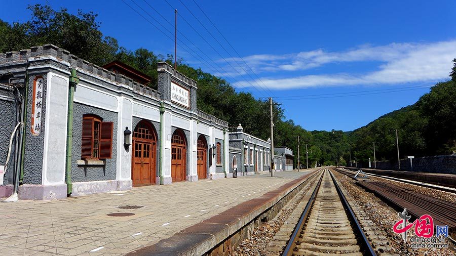 �������܇վ:Ҋ�C�Ї�(gu��)�F·�l(f��)չ�ġ��ʯ��[�M�D]