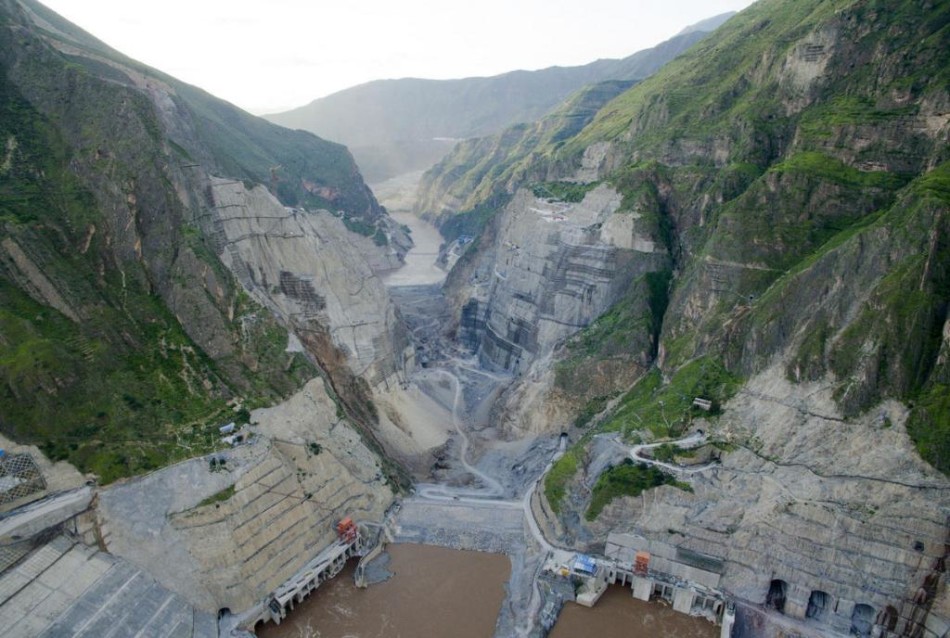 ���Ľ�ɳ���ݼ��վ ������ˮ׃ˮ��Ⱥ