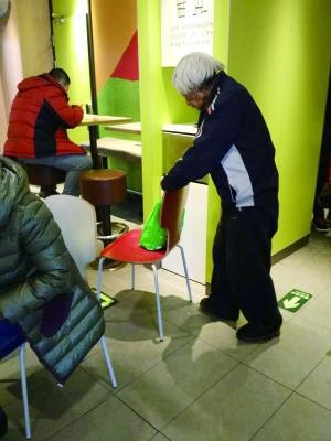 ��Ѯ���мҲ��w ��ס��͵�