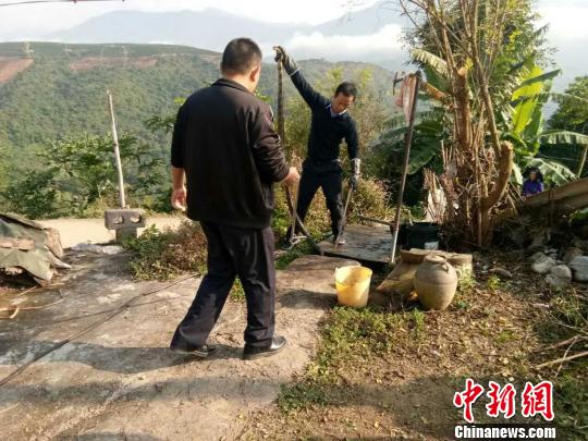 �D��ץ�����R���ߡ����̹��֡��z