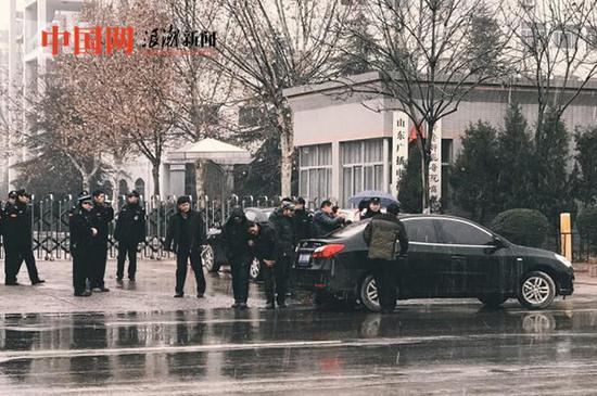 �Ҍ��cУ����Ȼ�f(xi��)��δ��