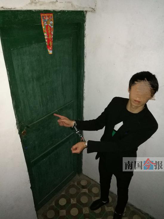 �����˰�ĳ��ָ�J(r��n)�����F(xi��n)�����������D