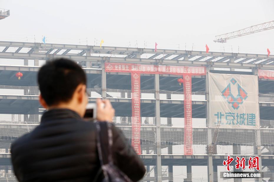 ���ر������и����ġ����׶����g���ִ��{(di��o)��