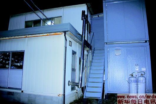 ���b������������