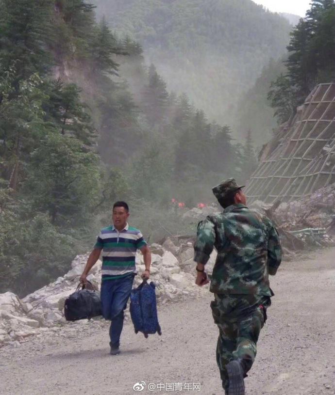 【中國人的故事】選擇了迷彩,就選擇了不一樣的方向! 【中國人的故事】選擇了迷彩,就選擇了不一樣的方向!