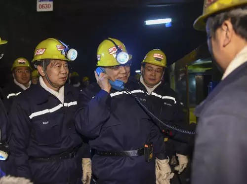 山西礦工:總理來電話叮囑我們注意生產(chǎn)安全 山西礦工:總理來電話叮囑我們注意生產(chǎn)安全