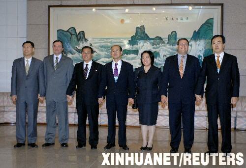 10��30�������ӳ��ˆ�(w��n)�}������(hu��)Մ��(j��ng)��(j��)�c��Դ���������M�����Ε�(hu��)�h������(gu��)�����ڰ��T���Ӱ���n��(gu��)�⽻ͨ�̲������⽻�󄝈F(tu��n)�F(tu��n)�L(zh��ng)��ʥ�Ю�(d��ng)���ڰ��T���ʾ�����ˆ�(w��n)�}������(hu��)Մ��(j��ng)��(j��)�c��Դ���������M�����Ε�(hu��)�h�ͳ��r��(du��)����O(sh��)ʩ��ȥ���ܻ��������P(gu��n)�������r�ṩ����Ԯ���_(d��)���˅f(xi��)�h�� ���A��/·͸