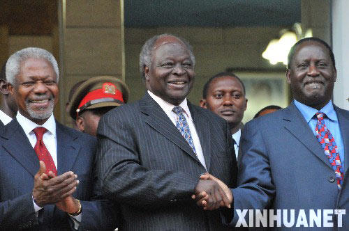 1��24�������၆���y(t��ng)�Rؐ�����У��c�����h����ɫ�����\�ӡ��I(l��ng)���ˊW͢�ӣ��ң����׶���(n��i)�_���e�Е�Մ�����֡����������၆���y(t��ng)�Rؐ���ͷ����h����ɫ�����\�ӡ��I(l��ng)���ˊW͢���e����ԓ���l(f��)������Σ�C�ԁ����״Ό�Ԓ���@�Ό�Ԓ����(li��n)�χ�ǰ�ؕ��L���ϵą��c�£��ڃ�(n��i)�_�����y(t��ng)�k�����e�е����@�ǰ����I(l��ng)���ġ���������С�M���{(di��o)ͣ����ȡ�õ�һ���ش�ͻ���� ���A��ӛ����Թ�z