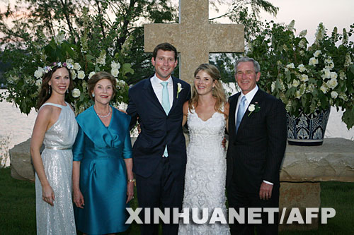 5��10��������(gu��)���y(t��ng)��ʲ����һ������һ���˄��������������ʲ��Ů���Ű�������һ���c����ղ�ȣ��Ҷ��������ɺڸ��У��ڻ�Y���Ӱ��10�հ�������ʲ���y(t��ng)�Đ�Ůղ��������(gu��)�ÿ��_˹�ݿ˄ڸ����r(n��ng)��(ch��ng)�e��¶���Y���c�����Ѿõ����Ѻڸ񹲽Y(ji��)�B����