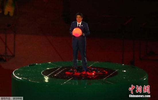 ��(d��ng)?sh��)ؕr(sh��)�g8��21�գ�2016��s�W�\(y��n)��(hu��)�]Ļʽ���R�����{�w����(ch��ng)��(n��i)�e�����D���ձ����ల���x���Գ���(j��)�R��W������F(xi��n)��