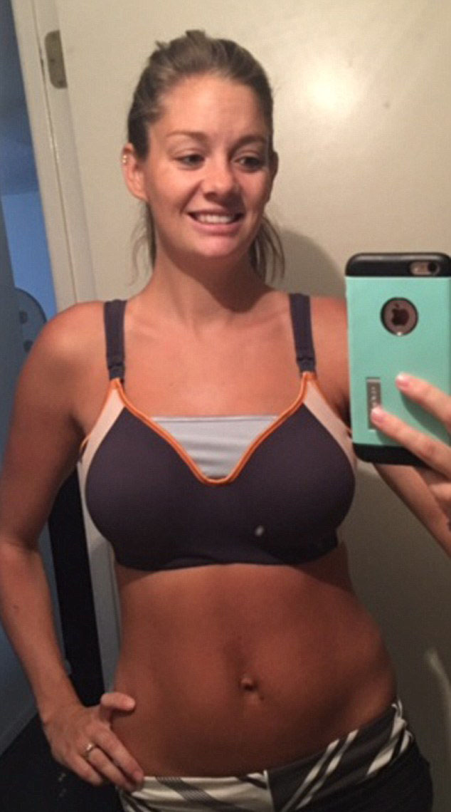 ���DŮ���ڈԳ�呟� ����̥10���֏�(f��)��������