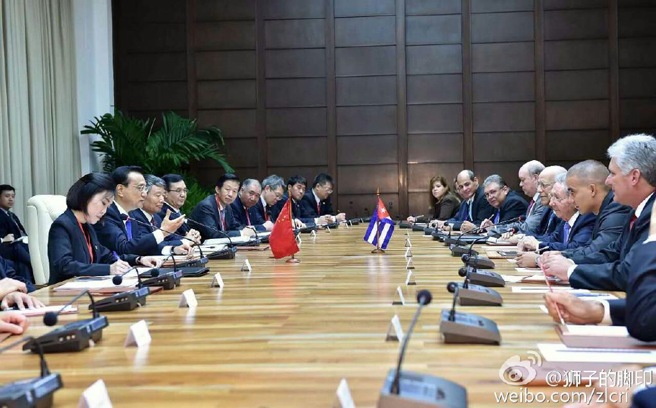 李克強(qiáng)與勞爾·卡斯特羅舉行會(huì)談 李克強(qiáng)與勞爾·卡斯特羅舉行會(huì)談