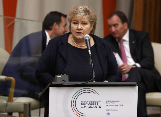 Ů�˿�һ�Ķ�����Ų��Ů�����_(k��i)��(hu��)�r(sh��)æ��ץ���`��