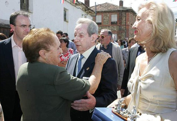 �M(f��i)���ϵ�˹�o���︸���l(xi��ng)�H���¾��~ؔ(c��i)����ʹ����һҹ�g���ɞ�ǧ�f������