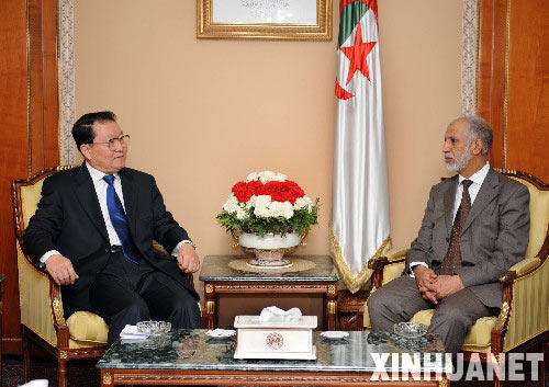 3��23�������ڰ����������L��(w��n)���й��������ξֳ�ί���L(zh��ng)����(hu��)Ҋ(ji��n)������������������������ꇾ�����ӛ�������թ����RƝ��ؐ�չ���ķ�� ���A��ӛ�� �Rռ�ɔz