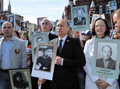 解放軍儀仗隊亮相獲盛贊 俄羅斯姑娘:帥極了 解放軍儀仗隊亮相獲盛贊 俄羅斯姑娘:帥極了