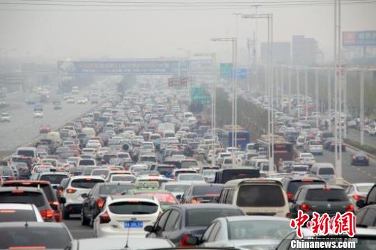 �Ć����M(f��i)��·�ĸ����·��(hu��)��ɡ��������C(j��)����