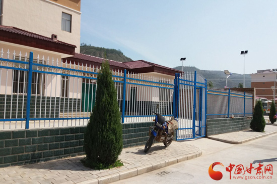 告別窯洞住進(jìn)四合院 告別窯洞住進(jìn)四合院