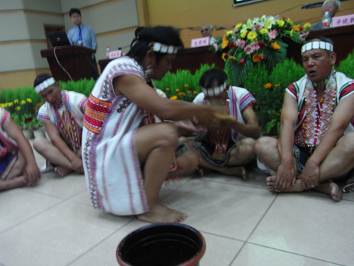 ��(l��i)���_(t��i)����Ͷ�h�����²��䲼�r(n��ng)���ڱ��ݾƸ�