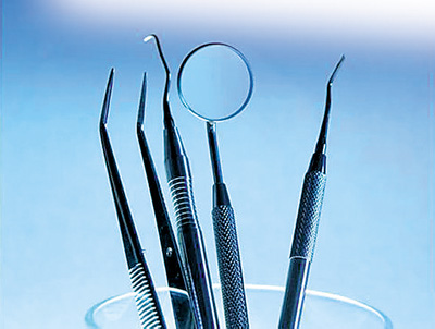 赴臺看牙體驗牙醫(yī)稱拔牙不痛需“巧用力”