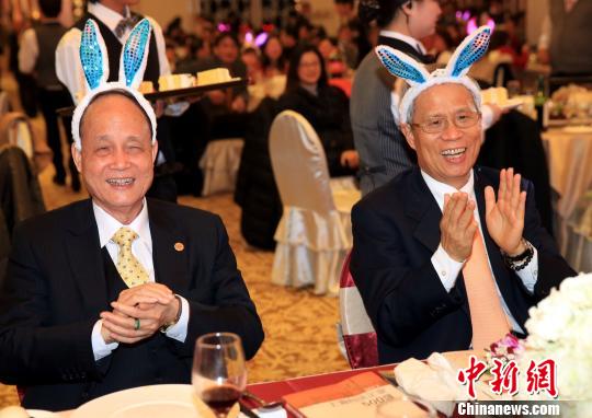 林中森出席上海臺協(xié)19周年慶典2013上海臺企500強(qiáng)首發(fā) 林中森出席上海臺協(xié)19周年慶典2013上海臺企500強(qiáng)首發(fā)