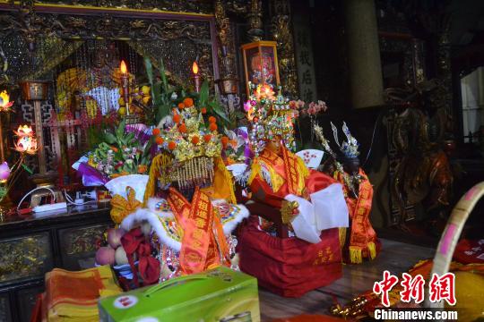 臺(tái)北興安宮組團(tuán)至“媽祖故里”湄洲島謁祖進(jìn)香 臺(tái)北興安宮組團(tuán)至“媽祖故里”湄洲島謁祖進(jìn)香