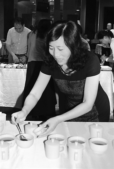 兩岸舉辦茶王賽 兩岸舉辦茶王賽