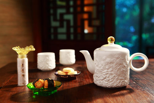 臺(tái)灣琉璃工房推中秋茶具 中國(guó)傳統(tǒng)文化系兩岸情 臺(tái)灣琉璃工房推中秋茶具 中國(guó)傳統(tǒng)文化系兩岸情