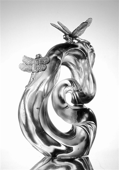 ���Ą�(chu��ng)�ĳ��и��Є�(d��ng)��