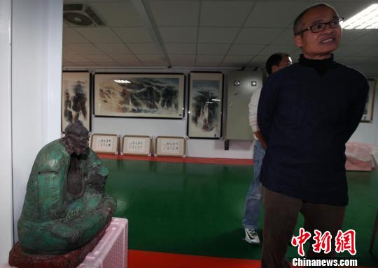 �ɰ�������(li��n)չ���_���҈@�e�k