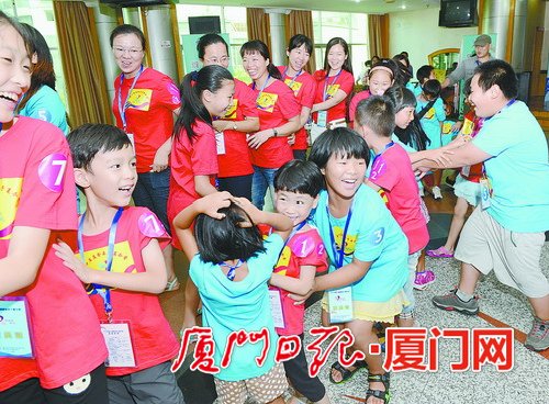 首創(chuàng)民宿模式夏令營兩岸小伙伴同吃住(圖)