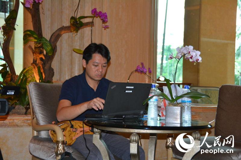 �ɰ��I���˕��挢��7�����¼����e������ý�w�����@��ͨ���M�뷱æ������B(t��i)��������W(w��ng)ӛ�߶Εԉ����S誔z��