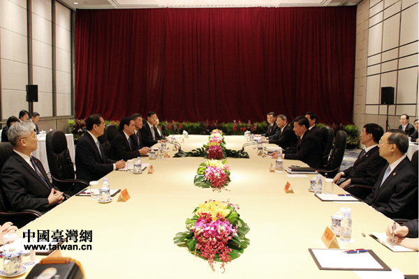 �ɰ��I��������ƽ���RӢ�����¼����e�Е���