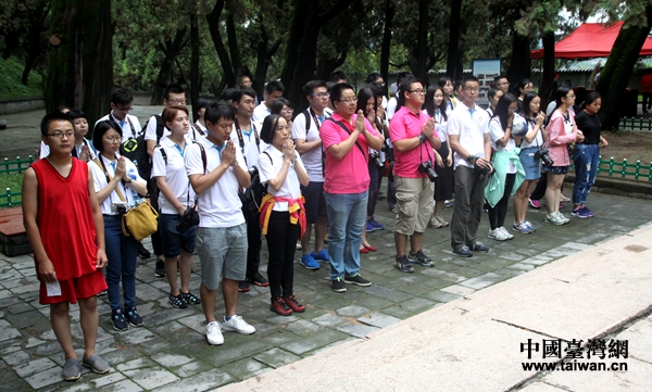 �������p���� �ɰ�������������Ļ��м��С��⡱���С�Ȥ��